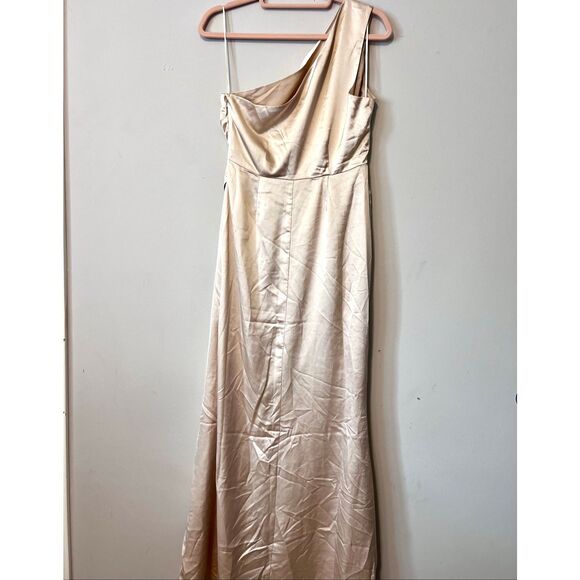 RSVP Sugar Lips One Shoulder Pleated Split Champagne dress - Picture 6 of 7